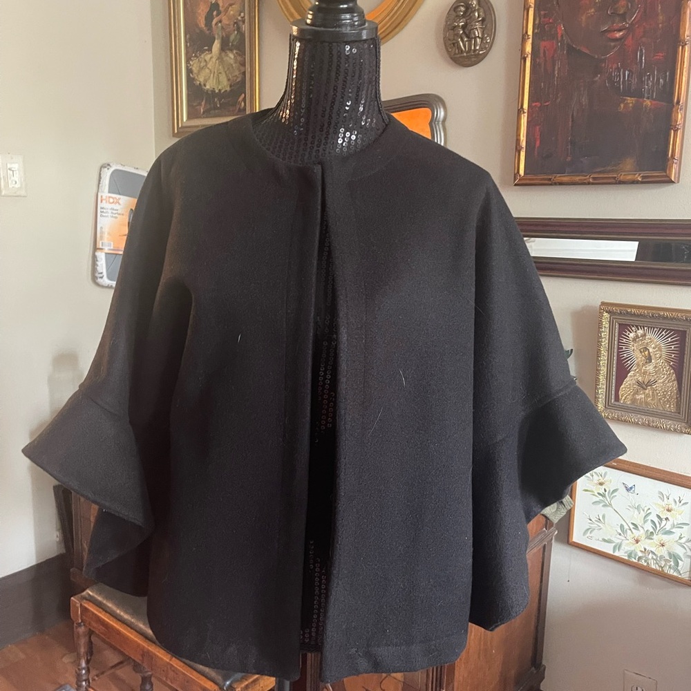 Black Poncho-Style Sweater with Open Front and Loose Fit